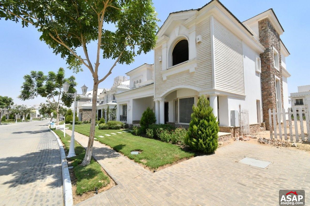 Stand Alone for Sale in Mountain View 2 Stand Alone for Sale in Mountain View 2