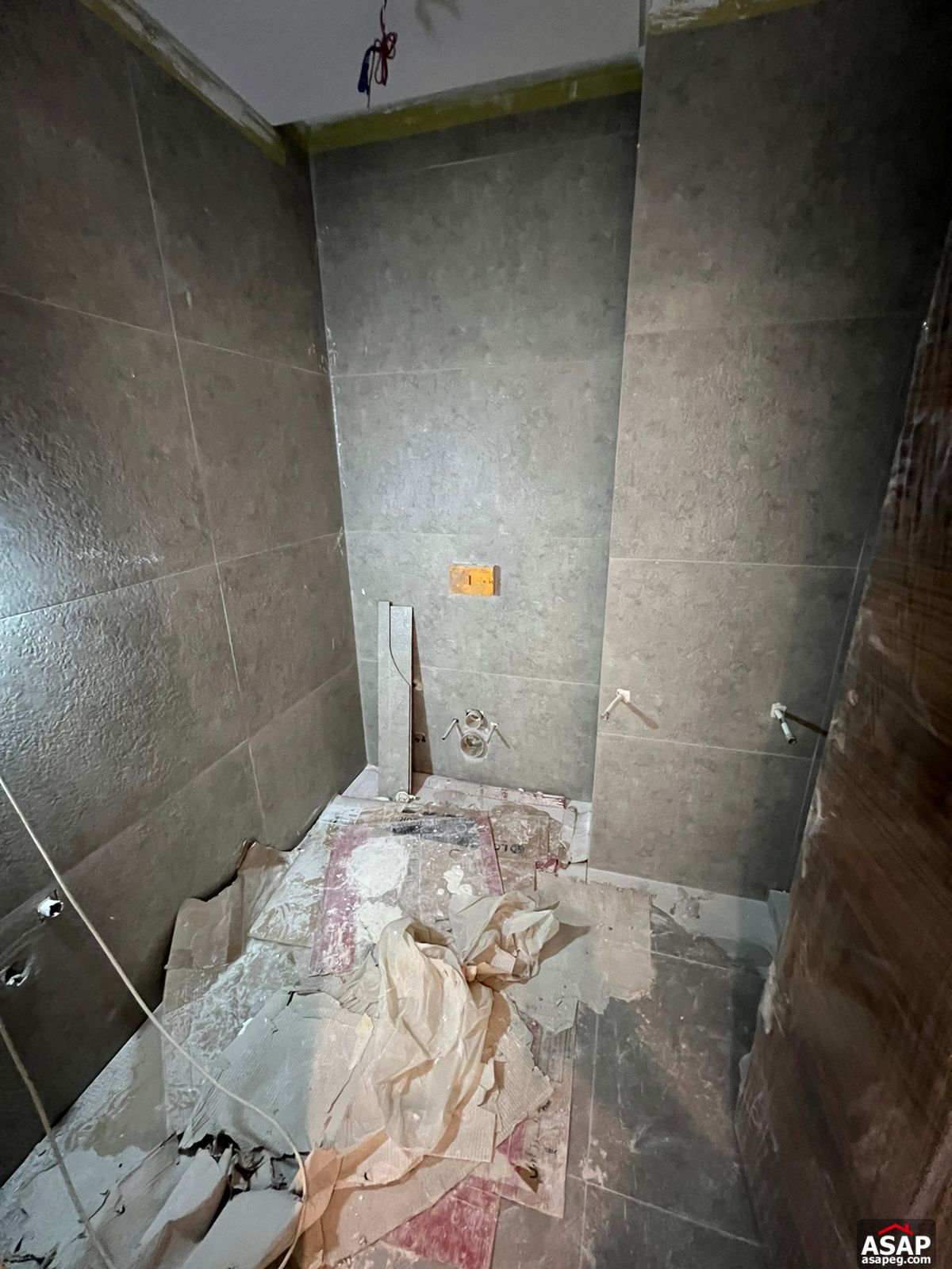 Apartment for Rent in Silver Palm Compound Apartment for Rent in Silver Palm Compound