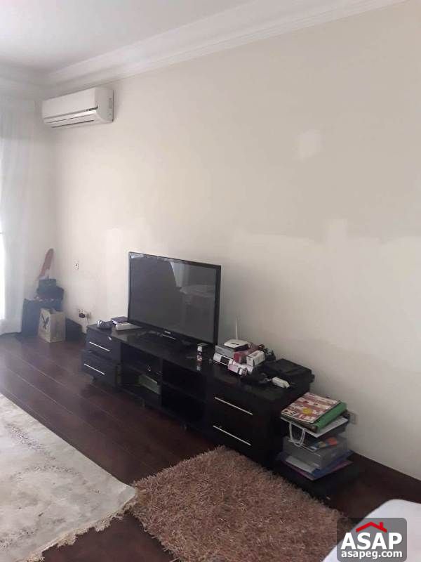 Stand Alone with Garden for Rent in Lake View Stand Alone with Garden for Rent in Lake View