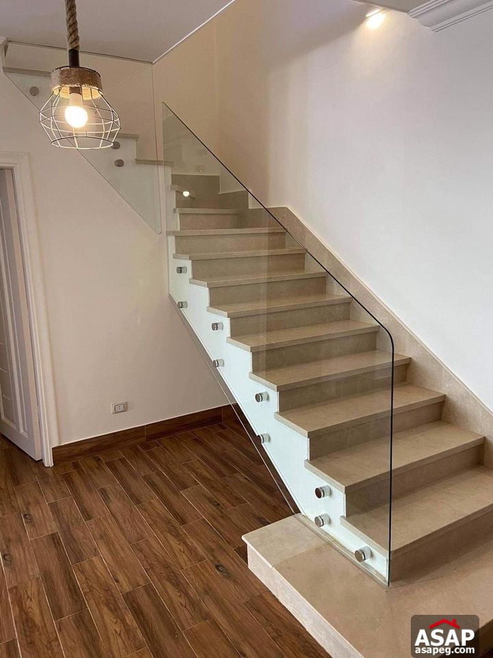 Duplex with Garden for Rent in Eastown