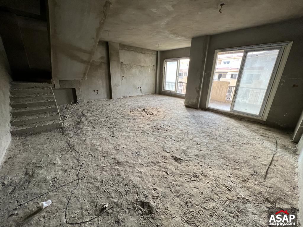 Penthouse for Sale in Stone Residence Penthouse for Sale in Stone Residence