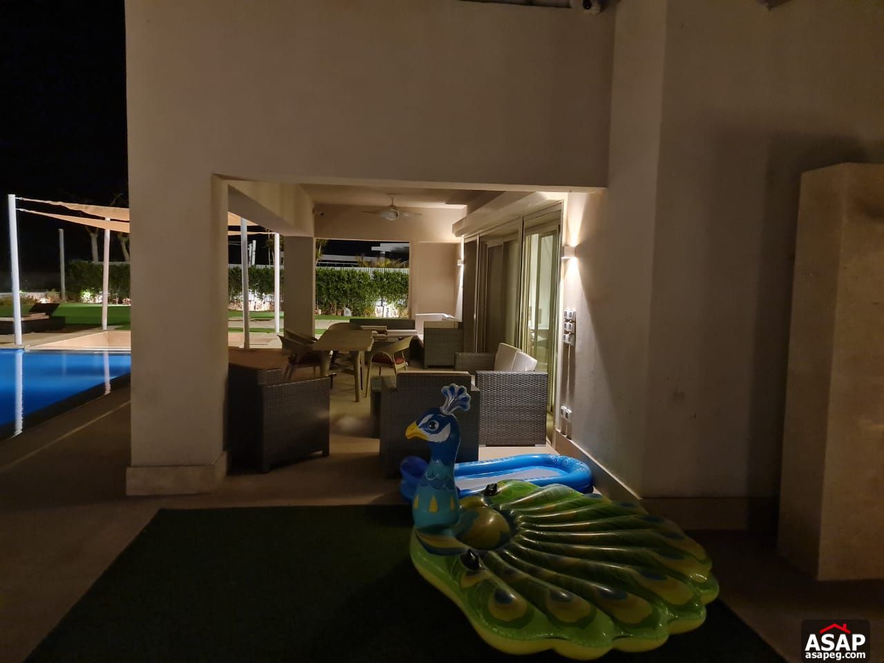 Villa with Pool for Sale in Hacienda Bay