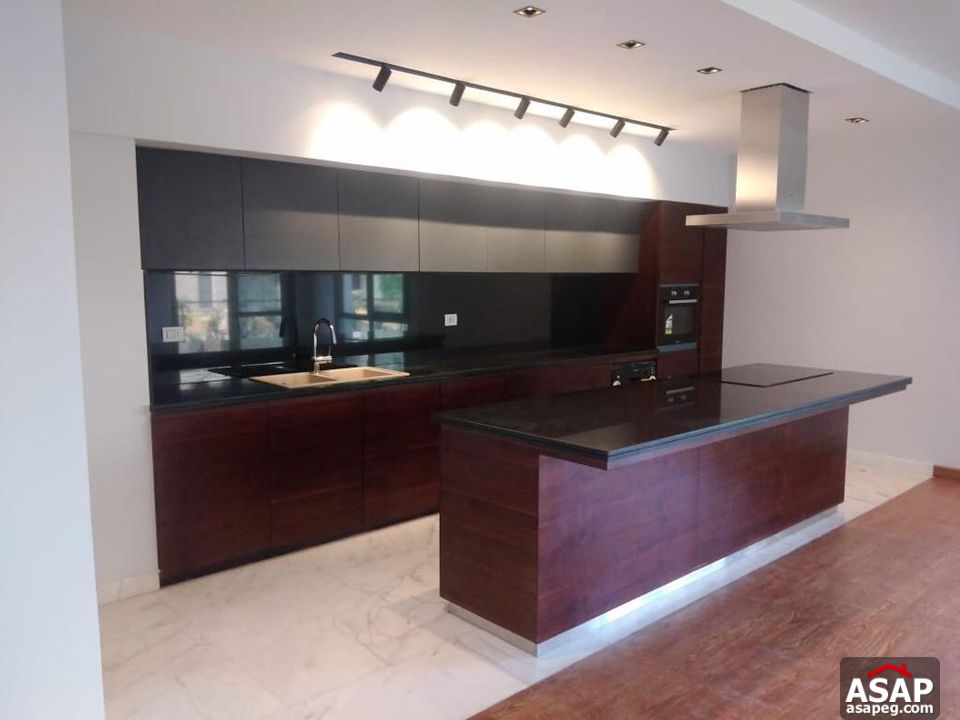 Duplex with Garden for Rent in Eastown