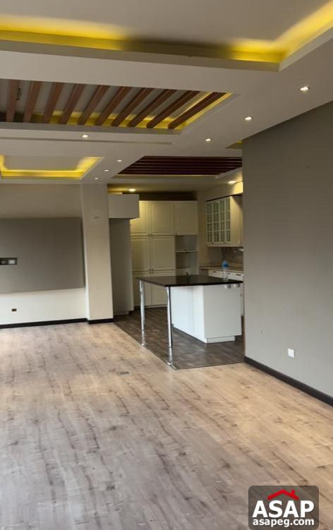 Triplex for Rent in Eastown Compound Triplex for Rent in Eastown Compound