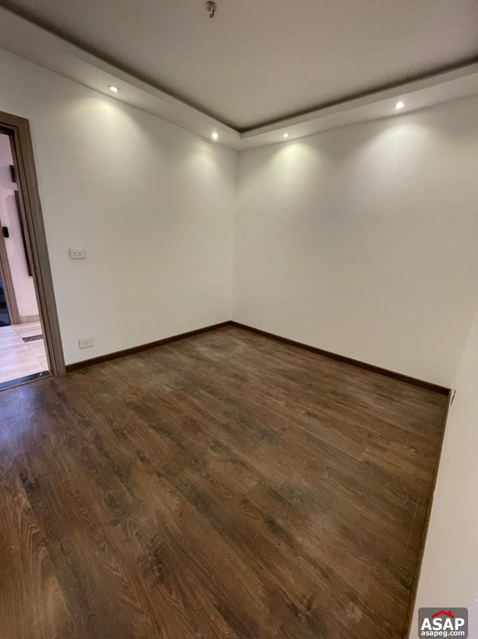 Office for Rent in Trivium