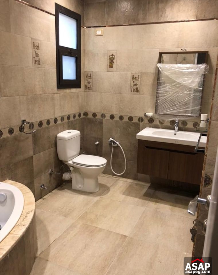 Duplex with Garden for Rent in Eastown