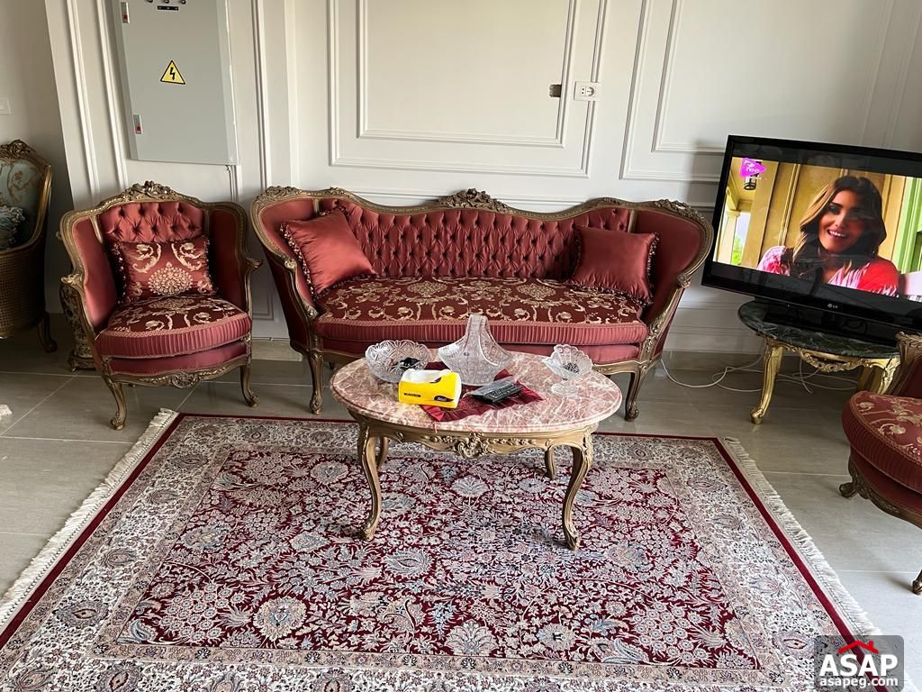 Town House for Rent in Hyde Park Town House for Rent in Hyde Park