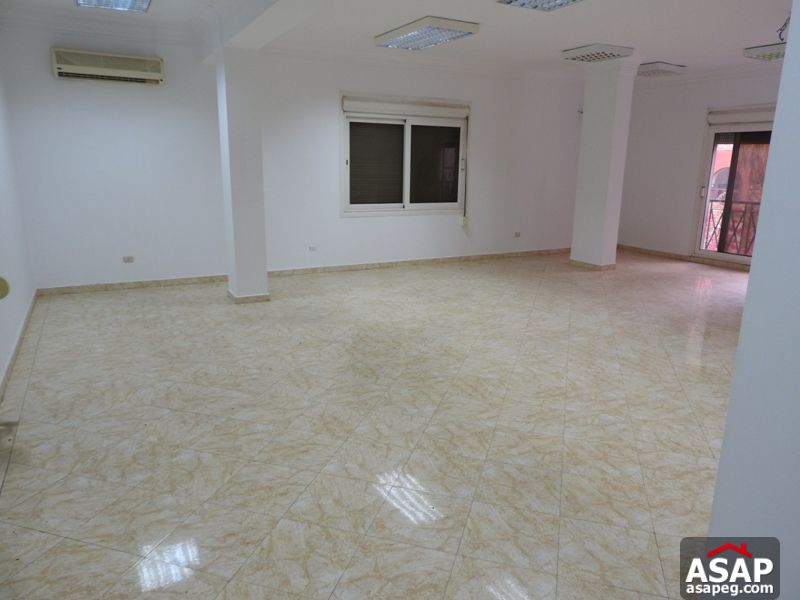 Villa with Big Garden in Katameya Residence