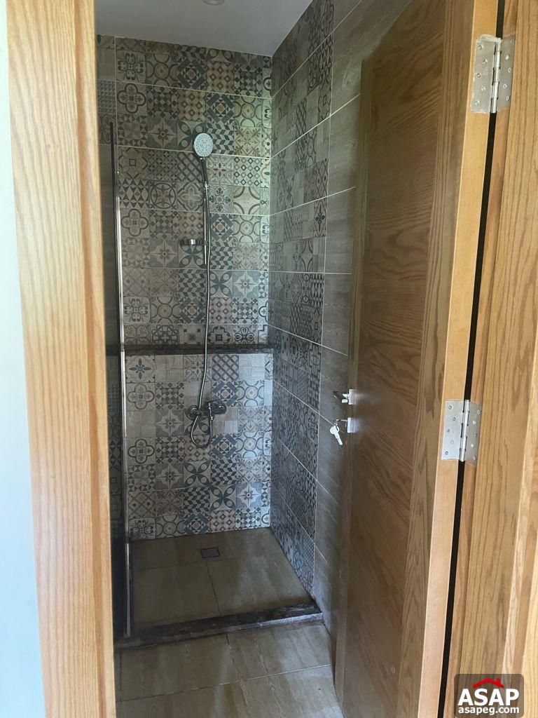 Semi Furnished Apartment for Rent in Eastown Semi Furnished Apartment for Rent in Eastown