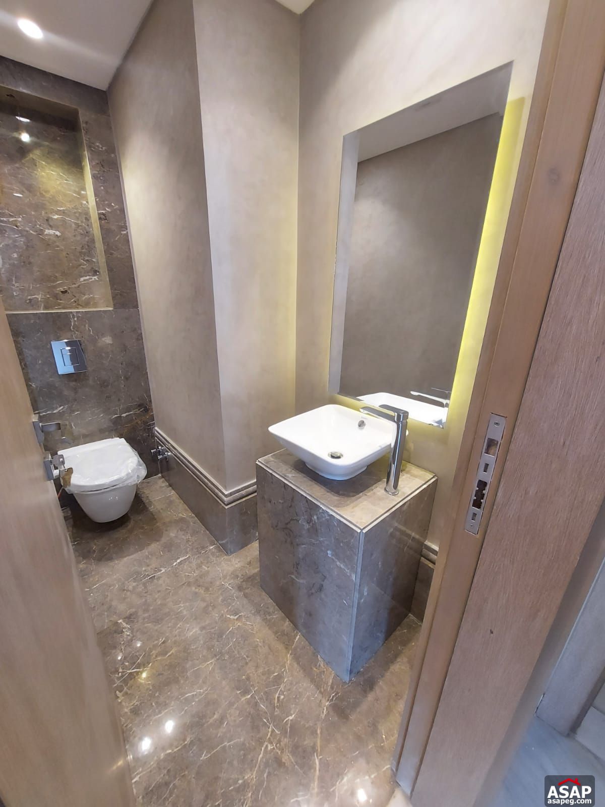 Triplex with Roof for Rent in Eastown Sodic