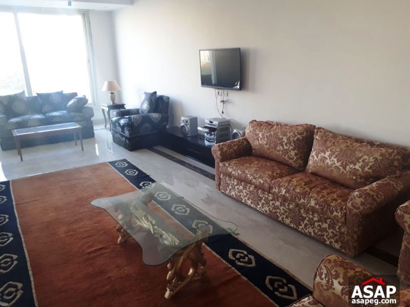 Villa for Rent in Sheikh Zayed Villa for Rent in Sheikh Zayed