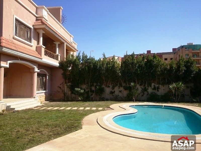 Twin House with Garden for Rent in Mina Residence Twin House with Garden for Rent in Mina Residence