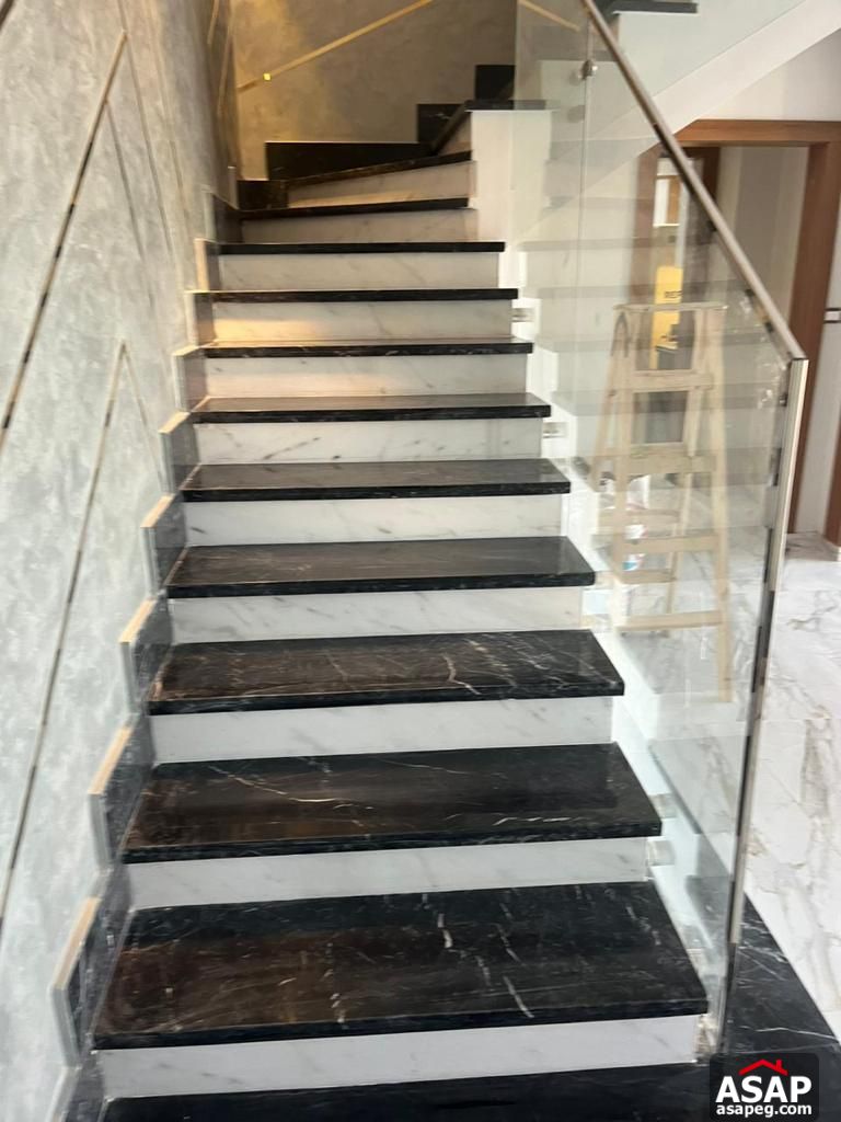 Triplex for Rent in Eastown Compound Triplex for Rent in Eastown Compound