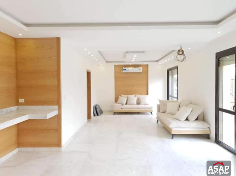 Duplex with Garden for Rent in Eastown