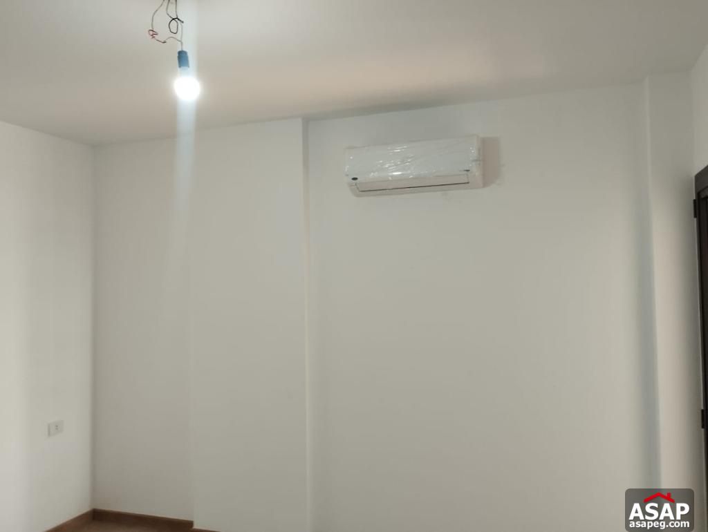 Semi Furnished Apartment for Rent in Fifth Square Semi Furnished Apartment for Rent in Fifth Square