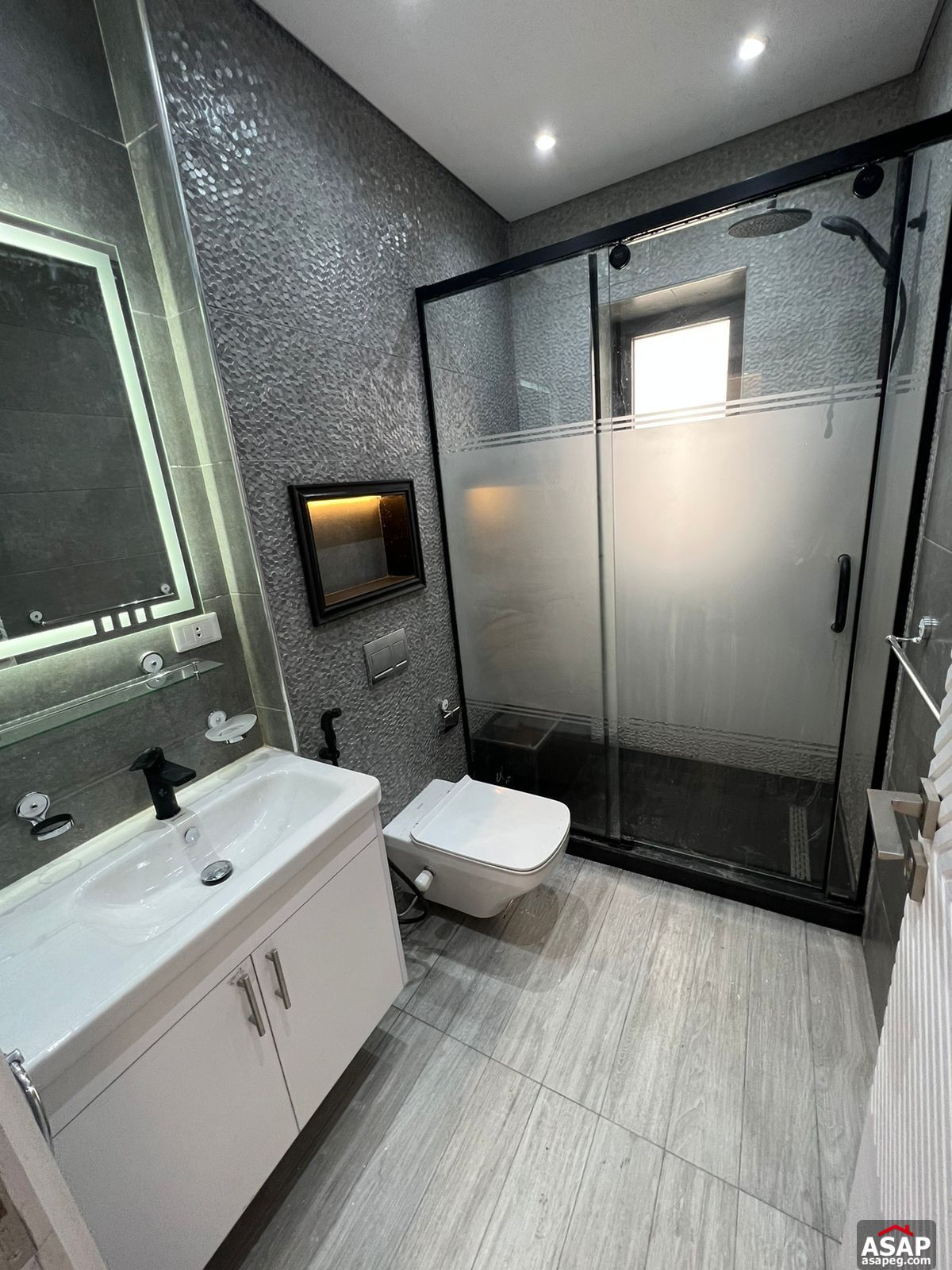 Apartment for Rent in Lake View Residence Apartment for Rent in Lake View Residence