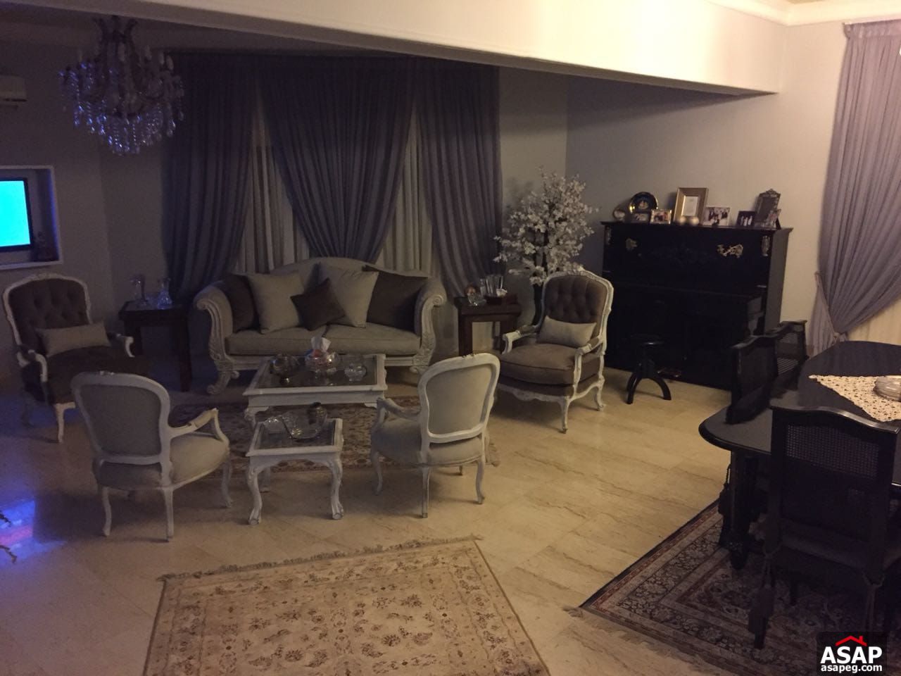 Twin House with Swimming Pool in Katameya Residence