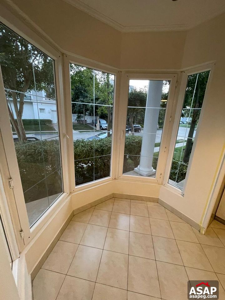 Twin House for Rent in Mountain View