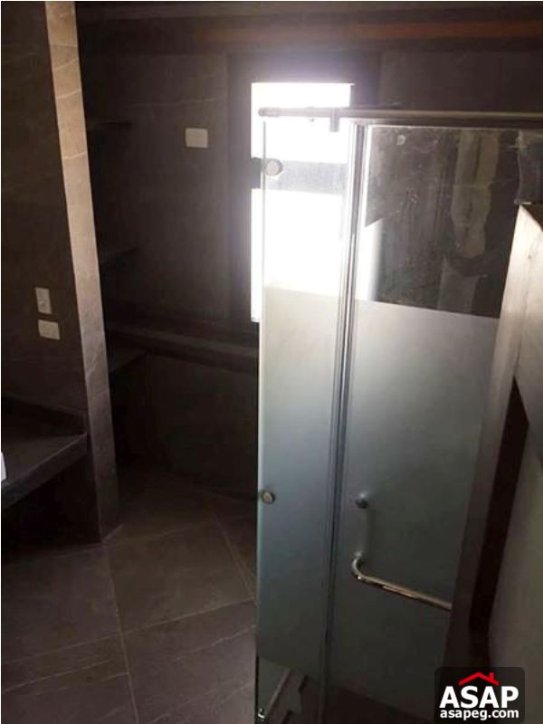 Ultra Modern Villa with Private Garden in New Cairo