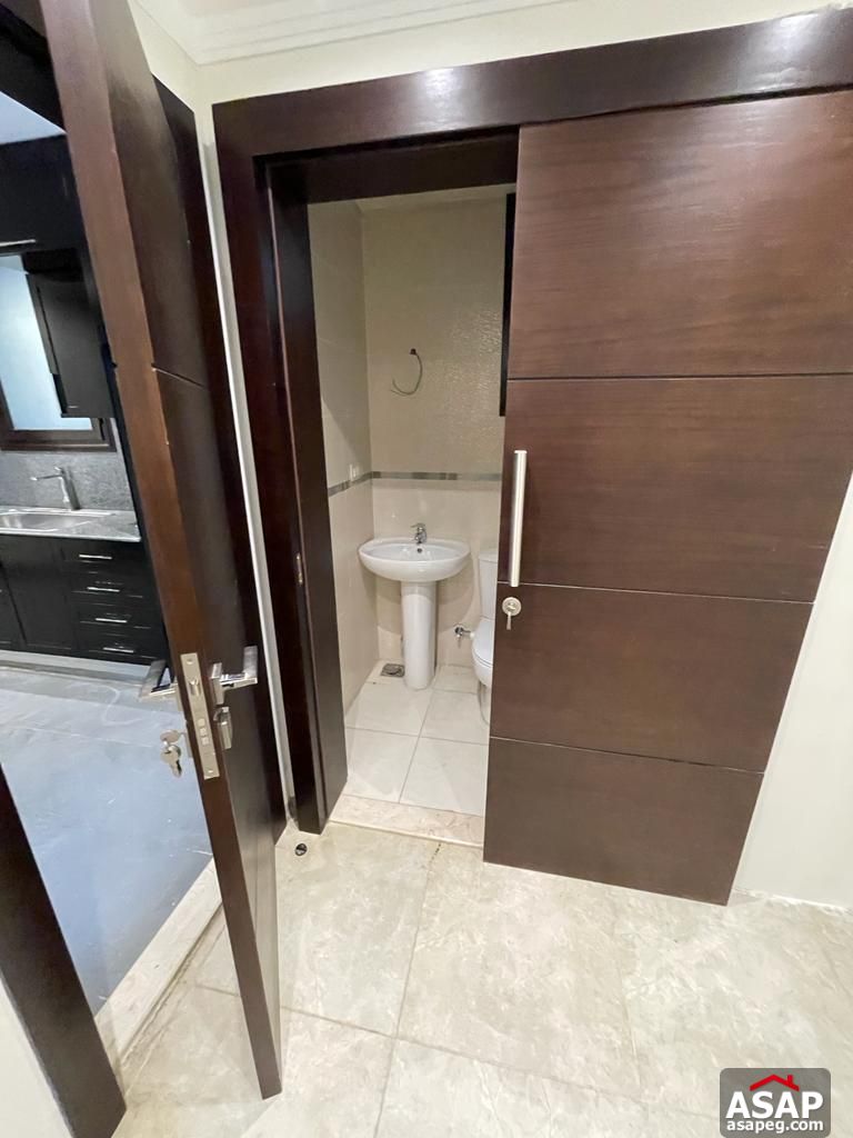 Duplex with Garden for Rent in Eastown