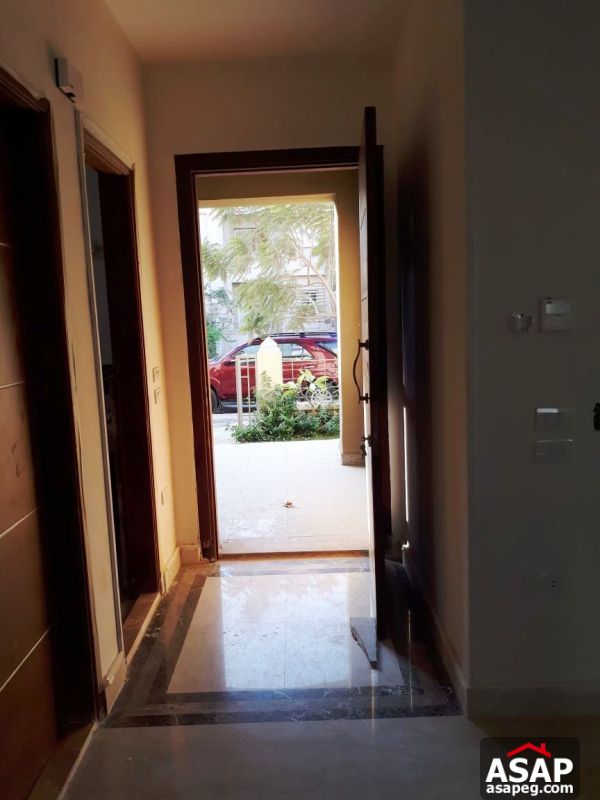 Villa for Rent in Sheikh Zayed Villa for Rent in Sheikh Zayed