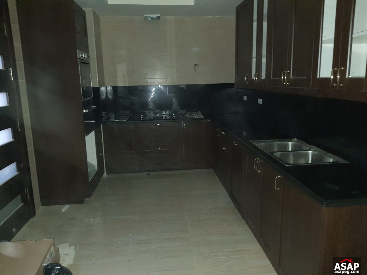 Stand Alone with Swimming Pool for Rent in Hyde Park Stand Alone with Swimming Pool for Rent in Hyde Park