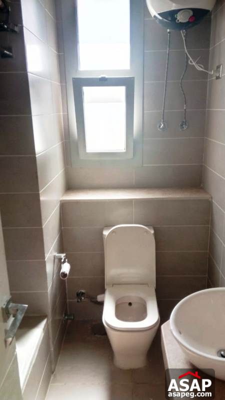 Duplex with Garden for Rent in Village Gate