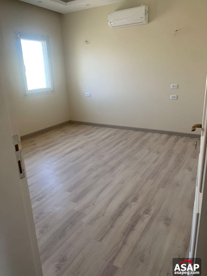 Twin House for Rent in Mivida Emaar