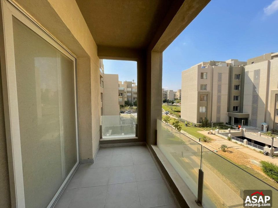 Duplex for Rent in Village Gate