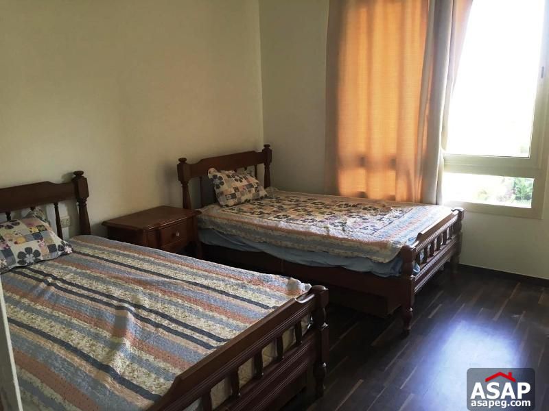 Apartment with Nice View in Park View