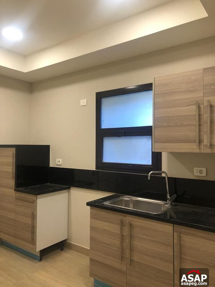 Apartment with Terrace for Rent in Eastown Apartment with Terrace for Rent in Eastown