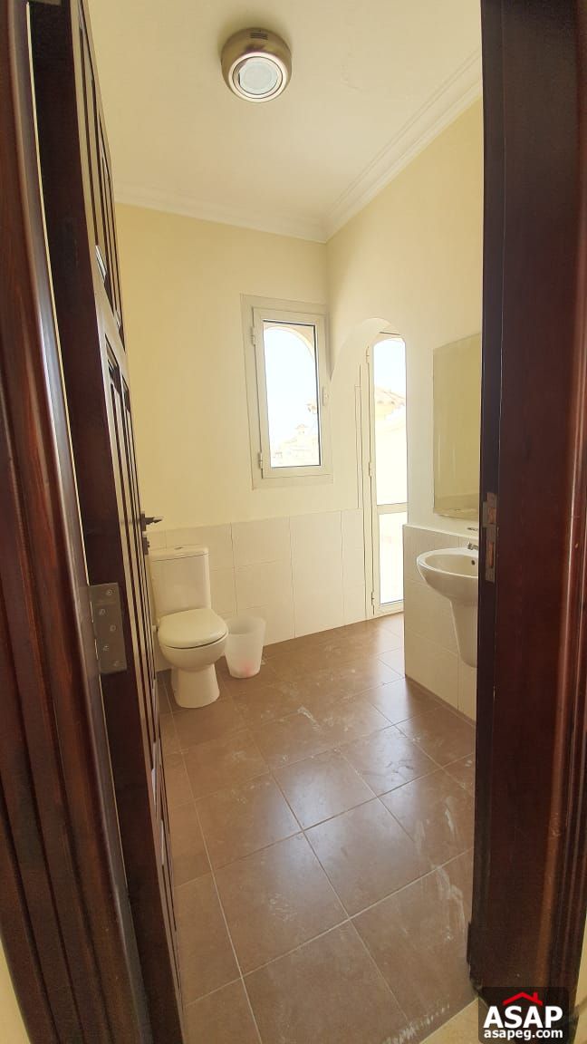 Stand Alone with Lake View for Rent in El Patio Compound Stand Alone with Lake View for Rent in El Patio Compound