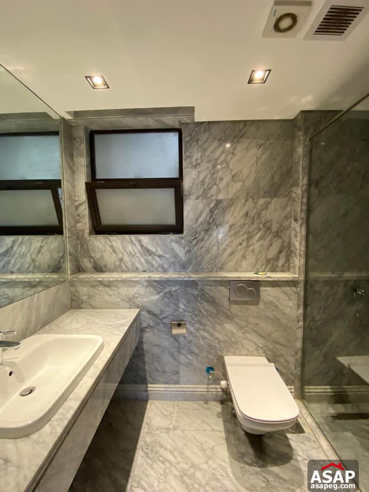 Duplex for Rent in Westown