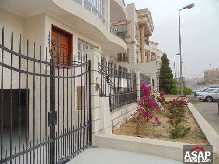 Duplex with Garden in New Cairo for Rent