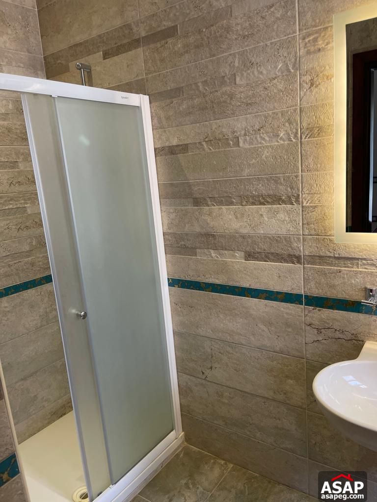 Finished Villa with Lake View for Sale in Hacienda Bay