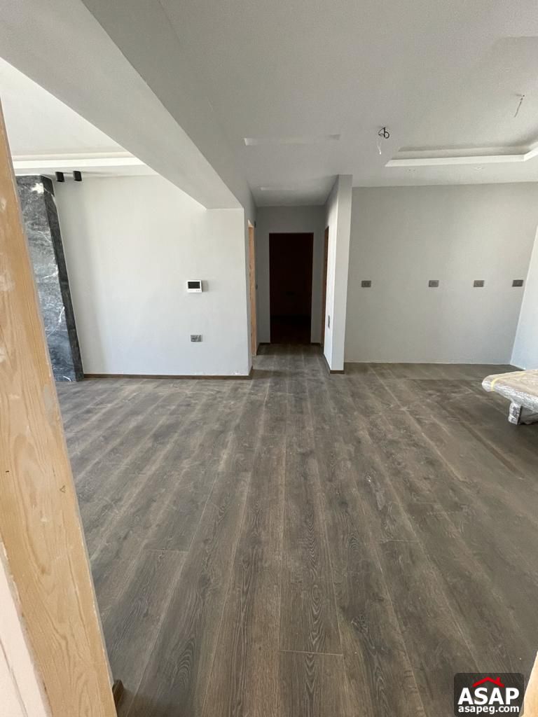 Finished Apartment for Sale in Hyde Park Finished Apartment for Sale in Hyde Park