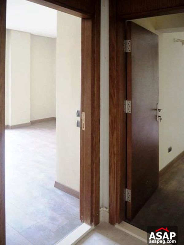 Apartment with Balcony for Rent in Zayed Dunes