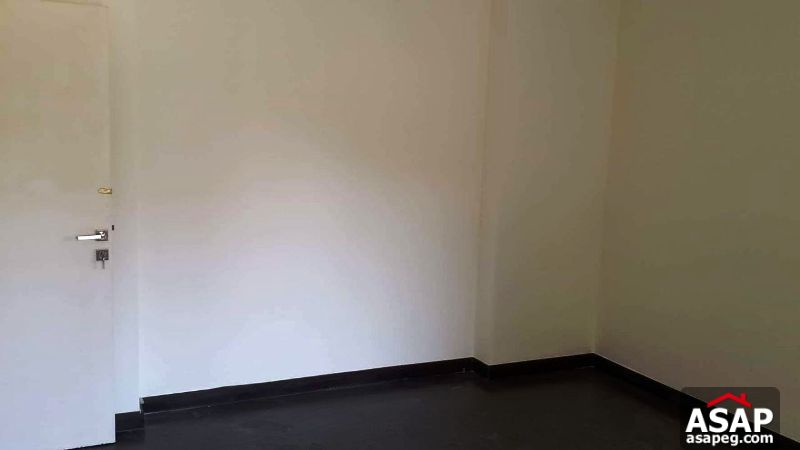 Studio for Rent in the Village