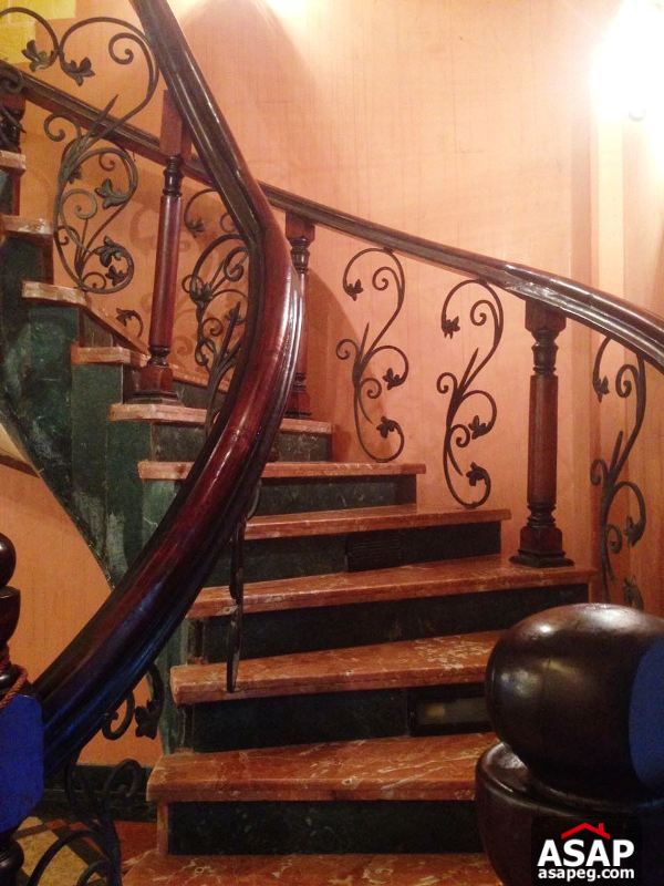 Villa for Rent in Sheikh Zayed Villa for Rent in Sheikh Zayed