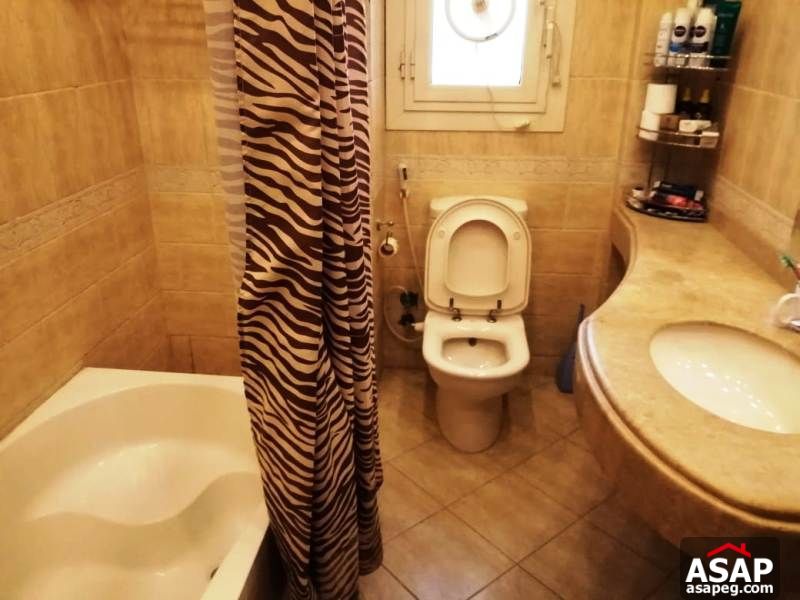 Apartment for Rent in West Golf Apartment for Rent in West Golf