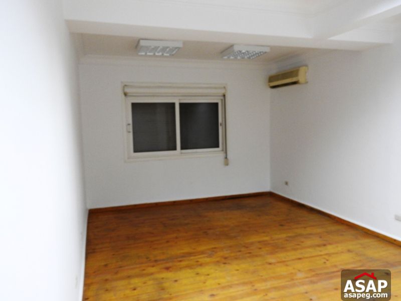 Villa with Big Garden in Katameya Residence