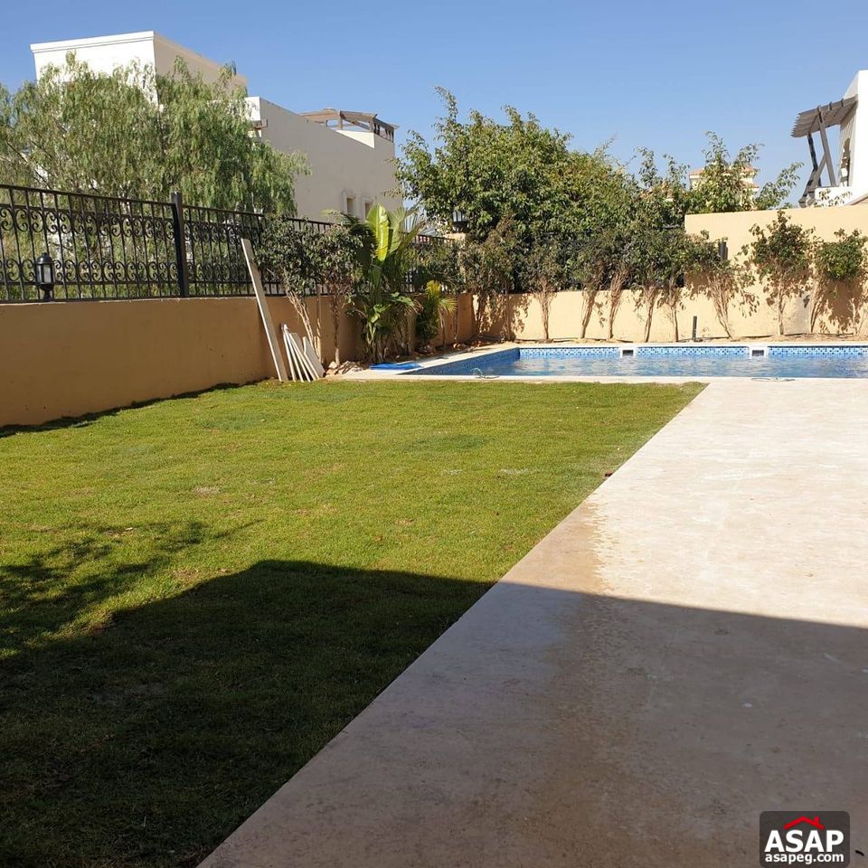 Stand Alone for Rent in Hyde Park