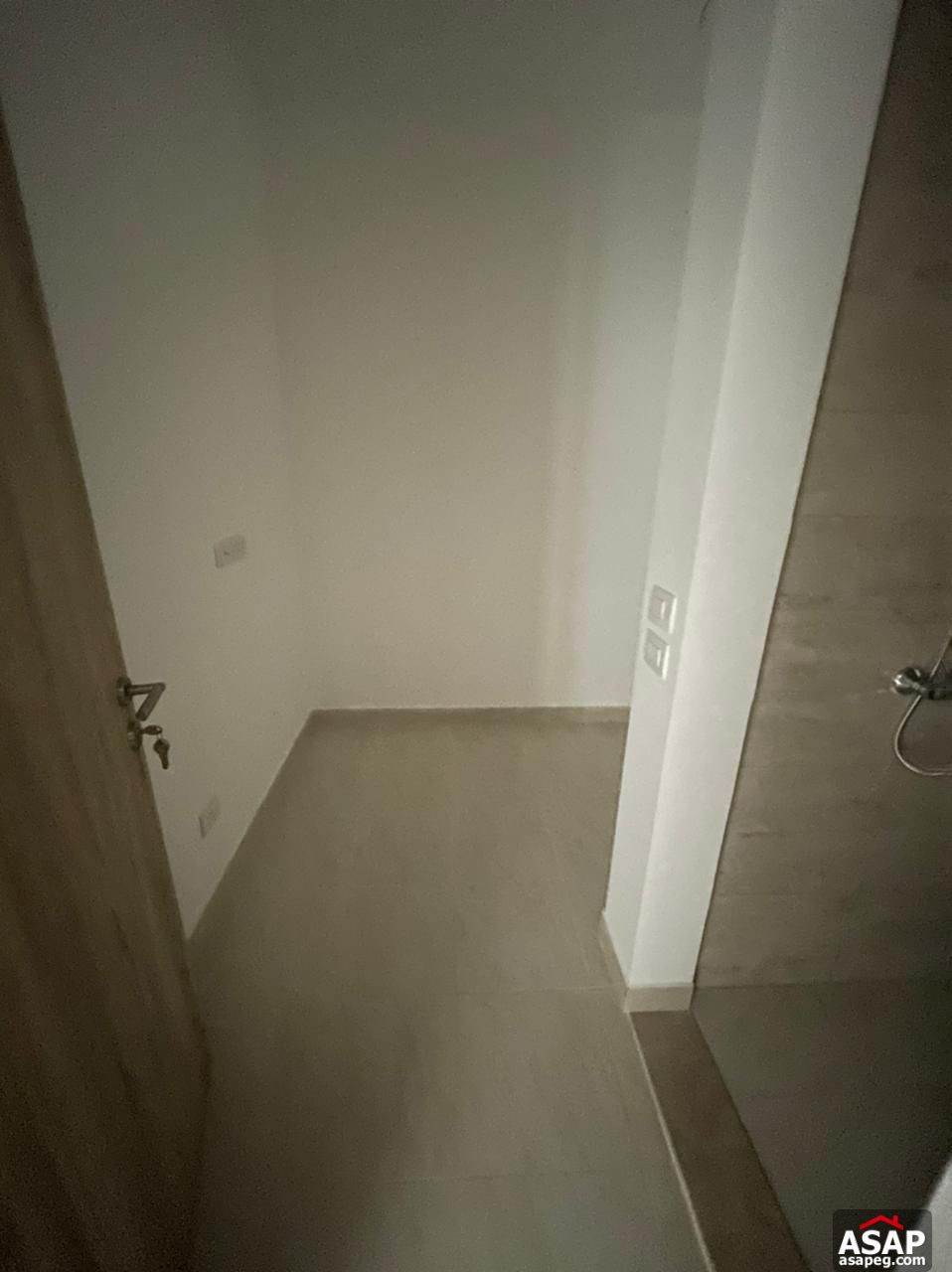 Apartment with Garden for Rent in Fifth Square Apartment with Garden for Rent in Fifth Square