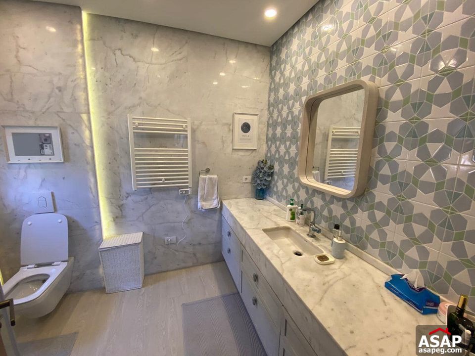 Stand Alone for Sale in Arabella Park