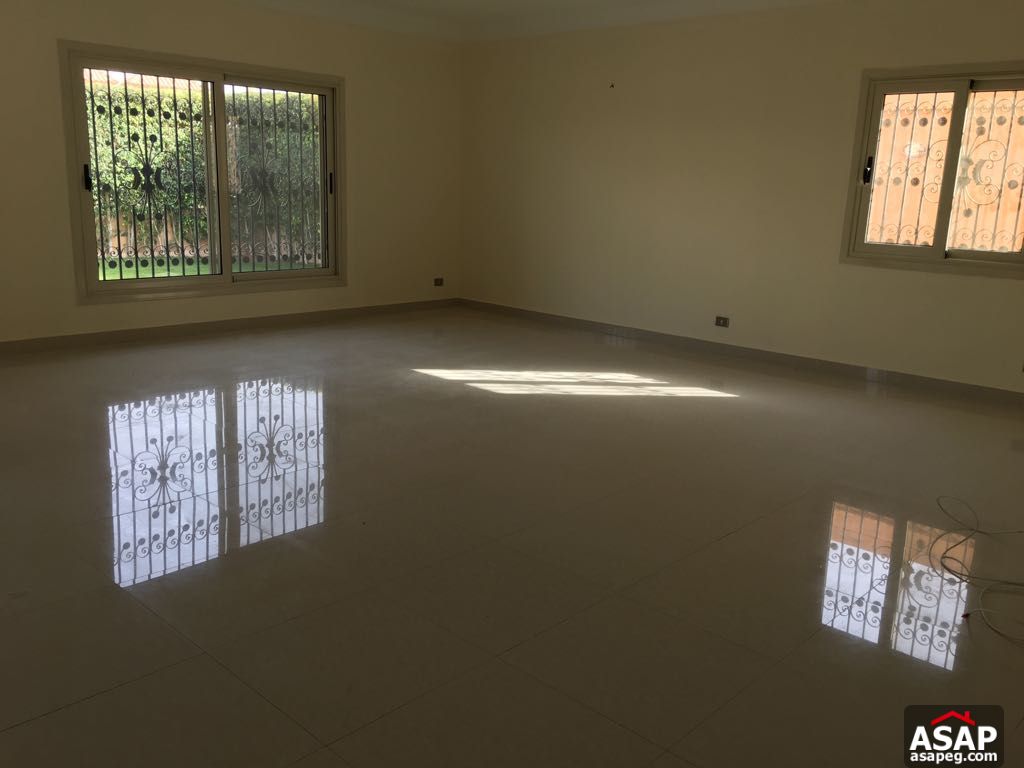 Villa with Pool for Rent in Royal City - Sheikh Zayed Villa with Pool for Rent in Royal City - Sheikh Zayed
