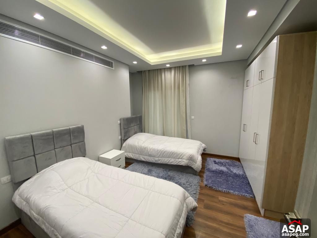 Furnished Apartment for Rent in Eastown Furnished Apartment for Rent in Eastown