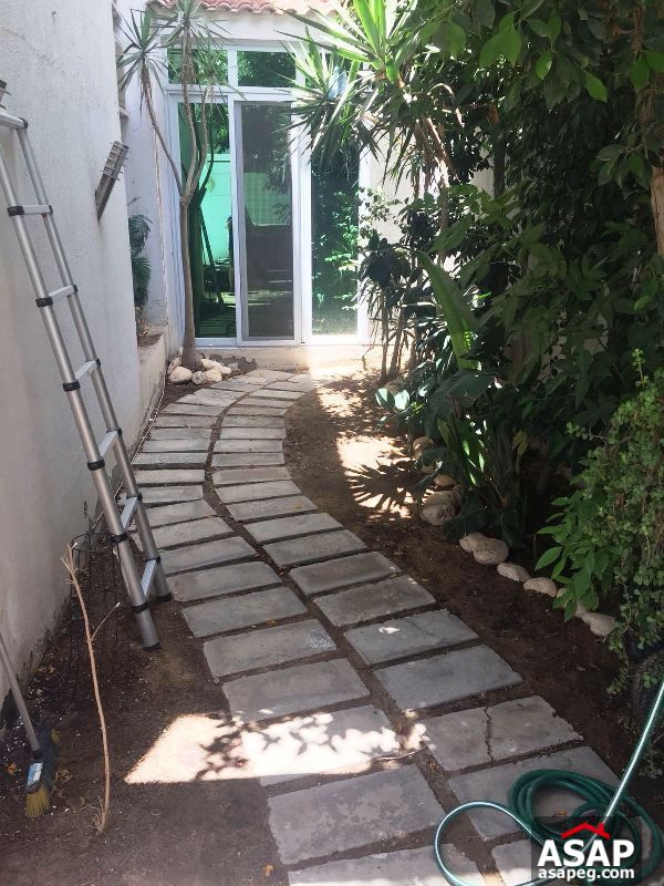 Stand Alone with Pool for Rent in Katameya Heights Stand Alone with Pool for Rent in Katameya Heights