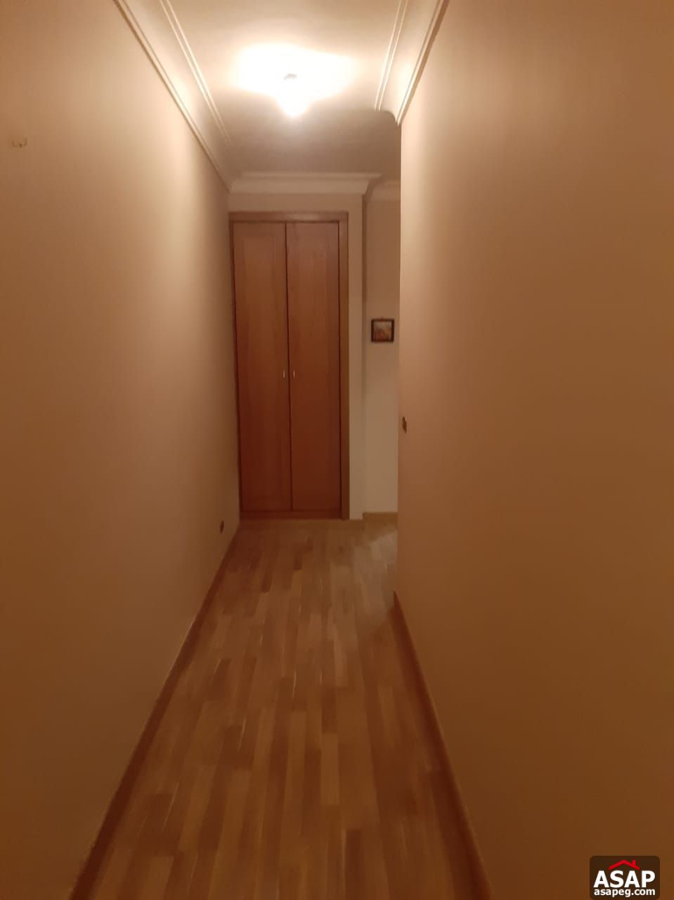 Apartment for Rent in West Golf Apartment for Rent in West Golf