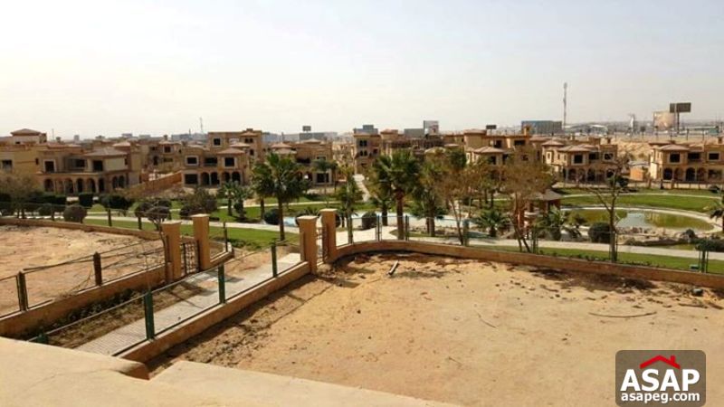 Stand Alone with Big Garden for Sale in Le Reve - New Cairo