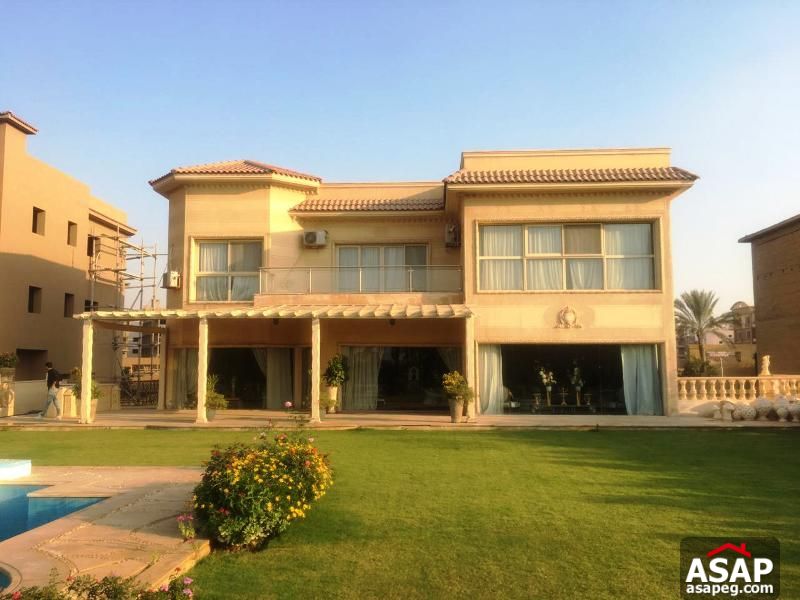 Villa with Golf View in Katameya Dunes Compound